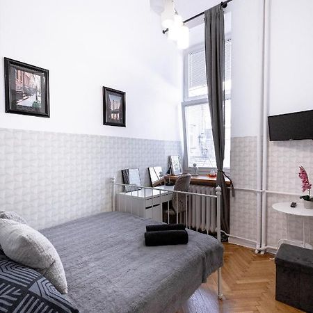 Clicktheflat Warsaw Philharmonic Apart Rooms Exterior photo